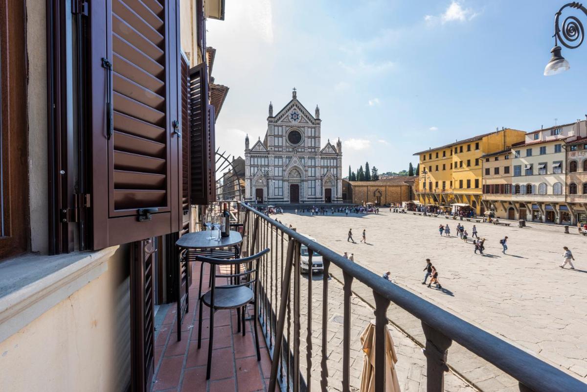 Santa Croce Palace by Mmega - Housity
