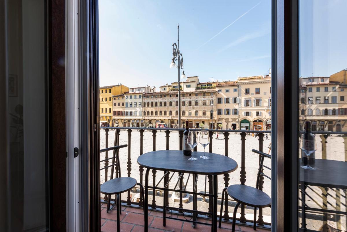 Santa Croce Palace by Mmega - Housity