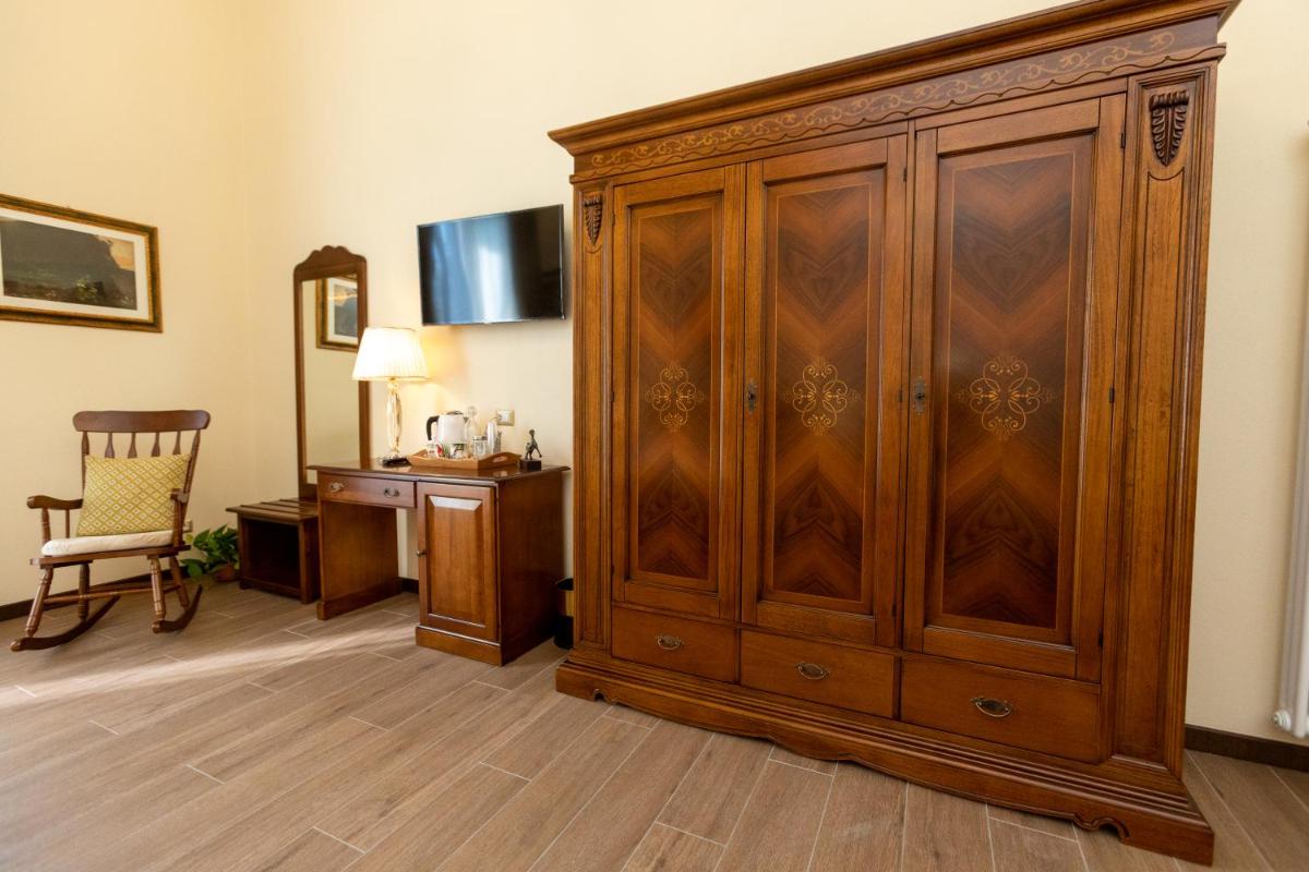 Kings Home In Rome - Hizvo