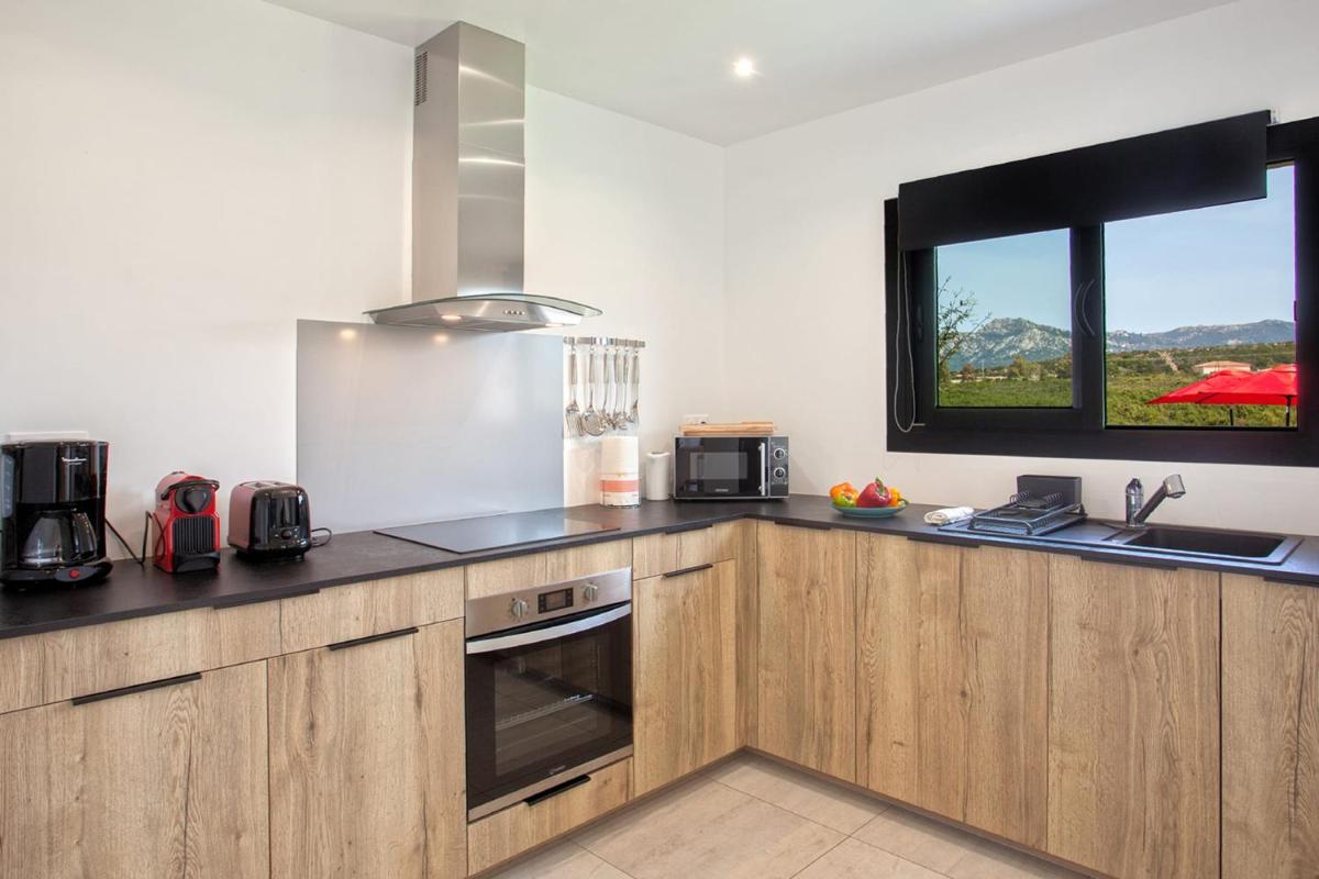 Tramontana quiet place 7 min from beach swimming pool bbq - Housity