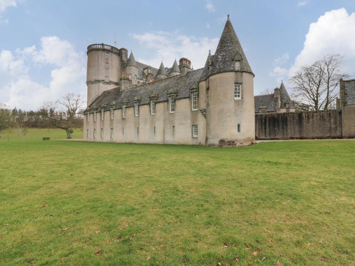 East Wing - Castle Fraser - Housity