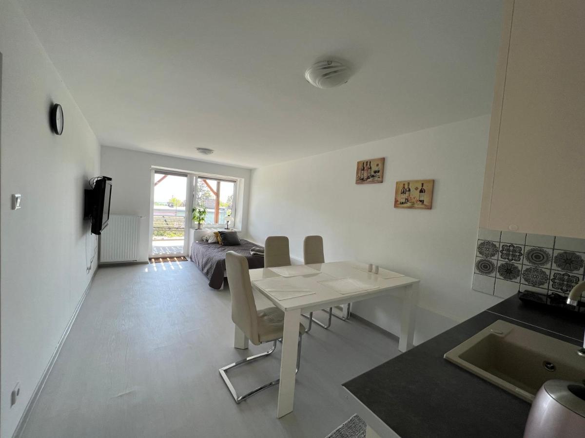 Apartament Połaniecka 1B/2 - Housity