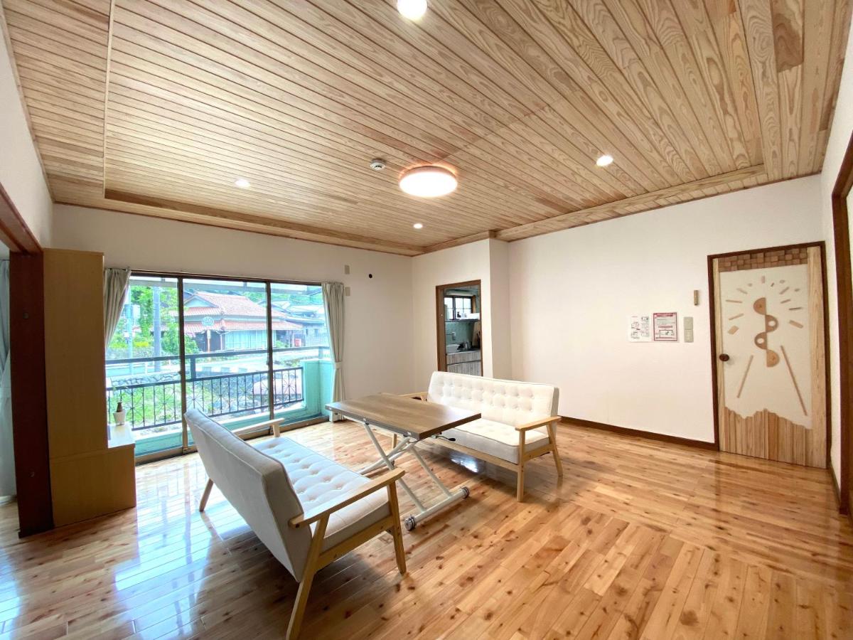 「西の横綱」俵山温泉で極上の湯治STAY。物語が始まる場所 -MUKU- - Housity
