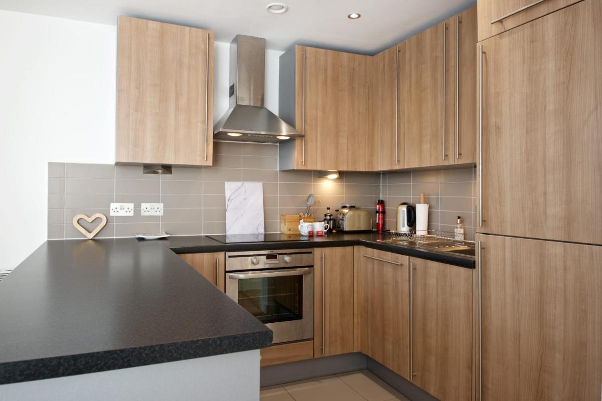 GuestReady - Cosy Flat in the Heart of Liverpool - Housity