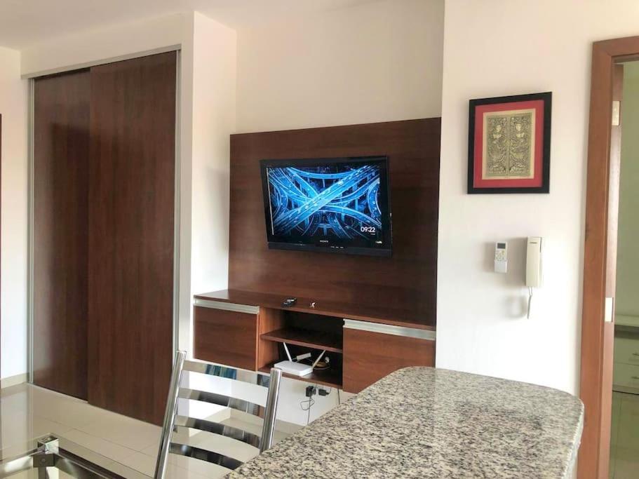Hermoso Departamento Amoblado Zona Sirari - Housity