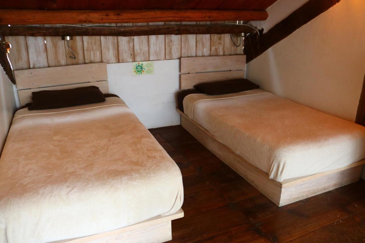 Snail Bed & Breakfast - Housity