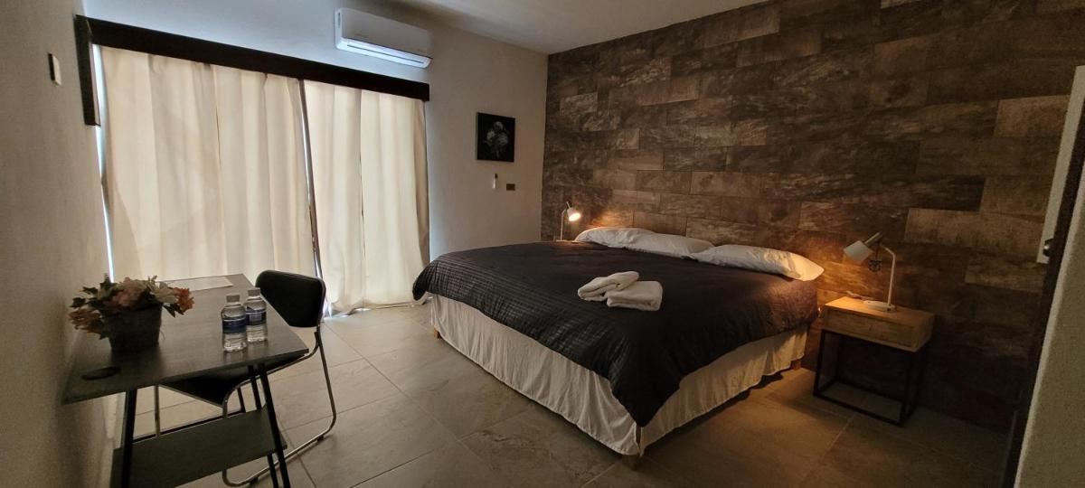 Doña Adelina House - Housity
