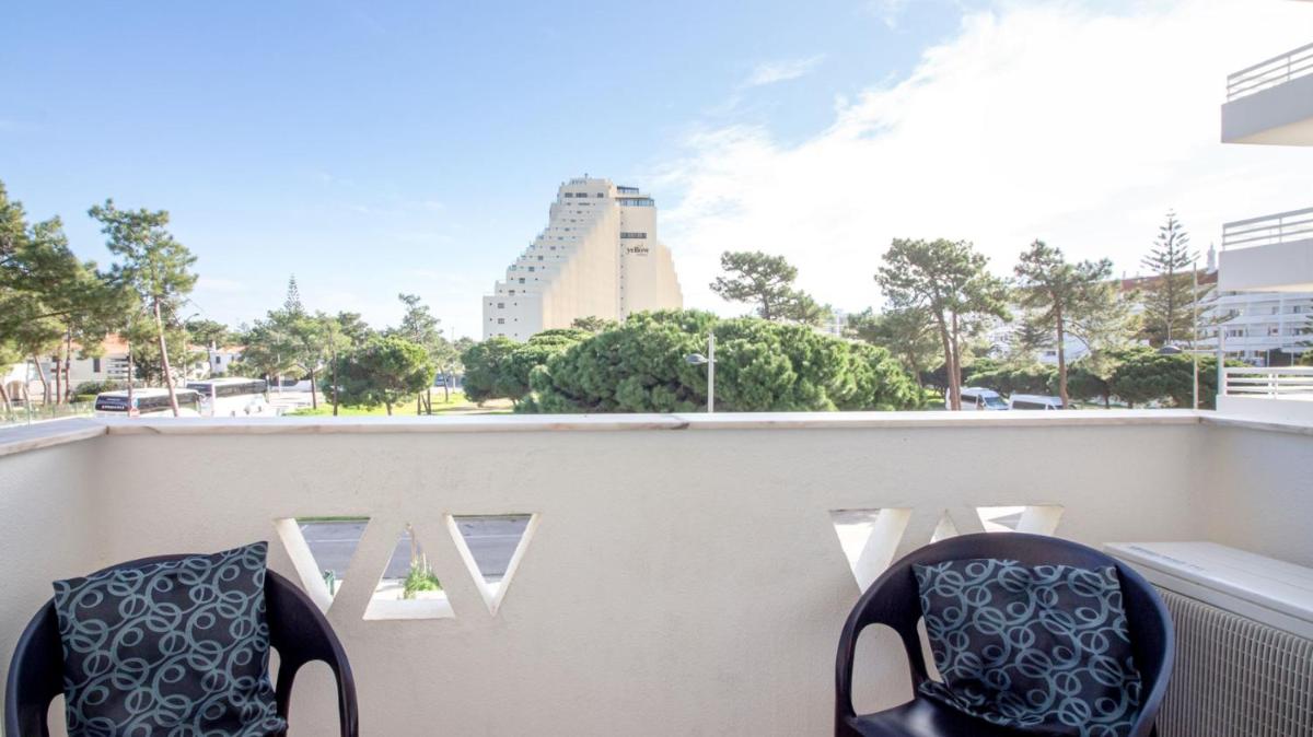 Monte Gordo Beach Apartment - Hizvo