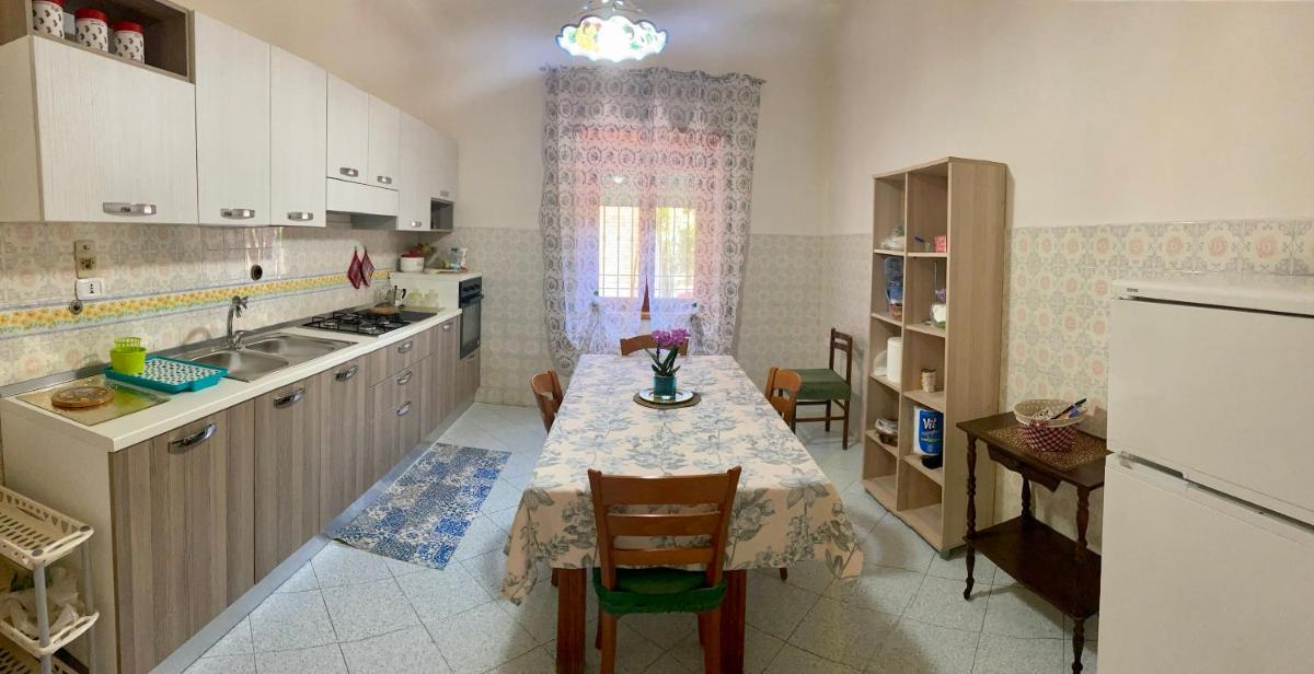 Aria House - Housity