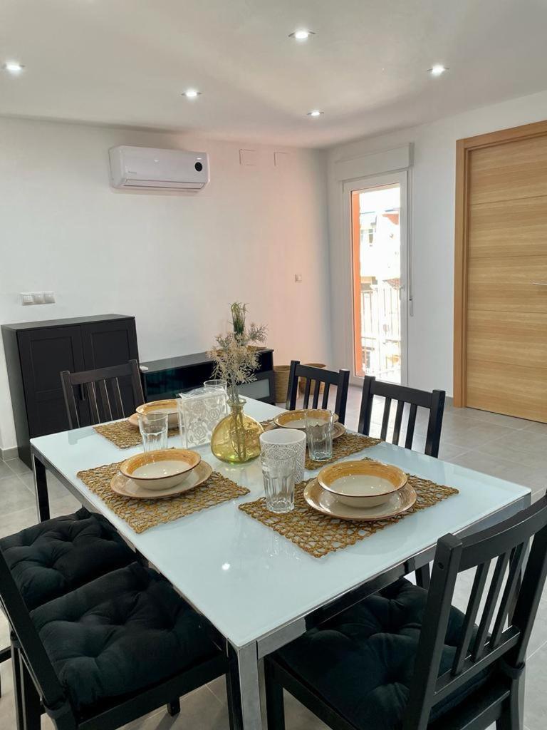 UIM Mediterraneo Alicante Wifi - Housity