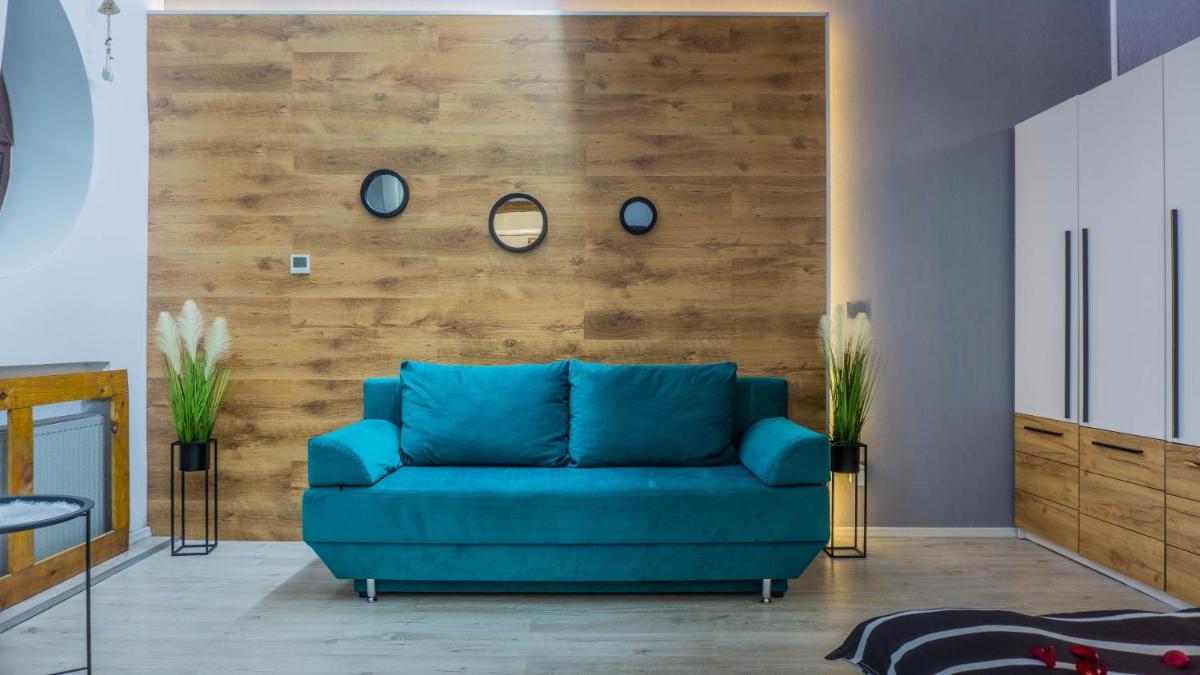 KOA - Inside Old Town - Housity