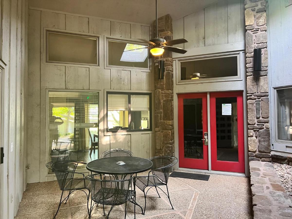 Golfside Vacation Home 1 - Housity
