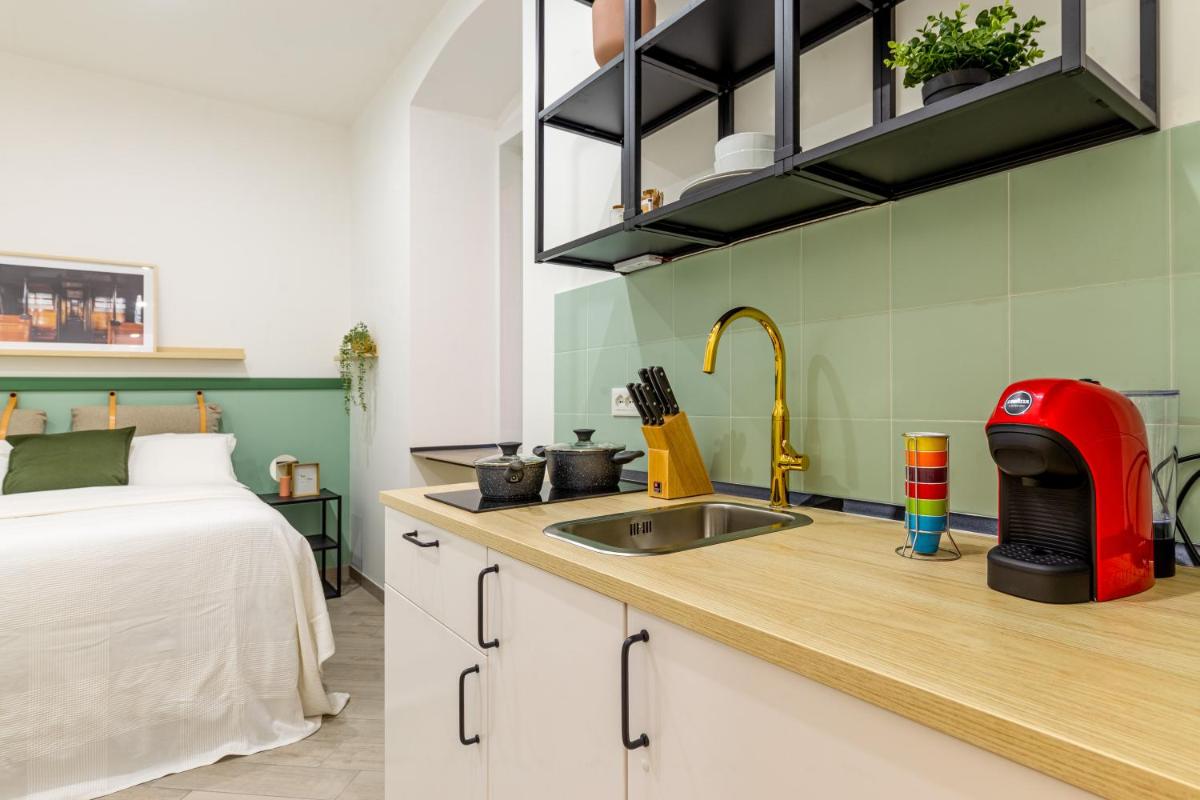 Lovely and tiny Pied-à-terre in the City center - Housity