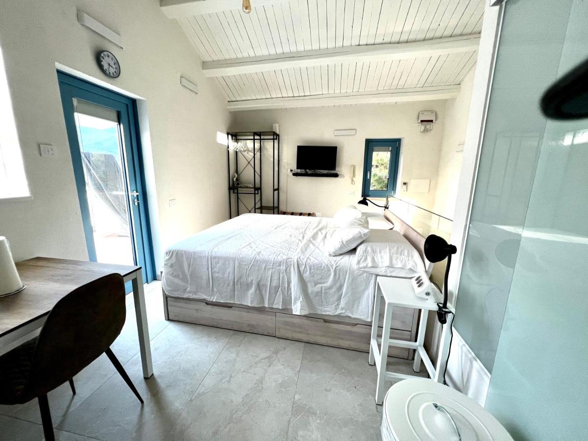 Appartamento con terrazza vista mare Lambretta - Housity