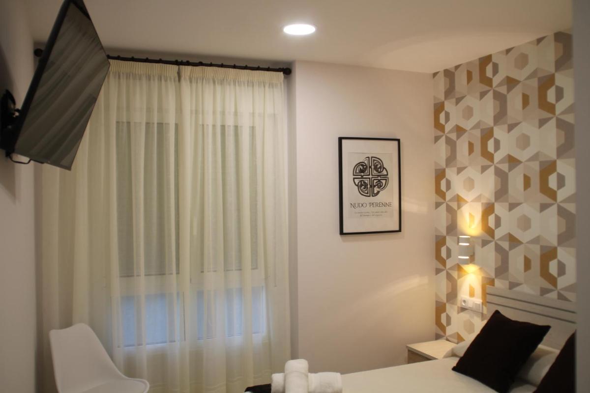 Baixo a Lua Rooming - Housity
