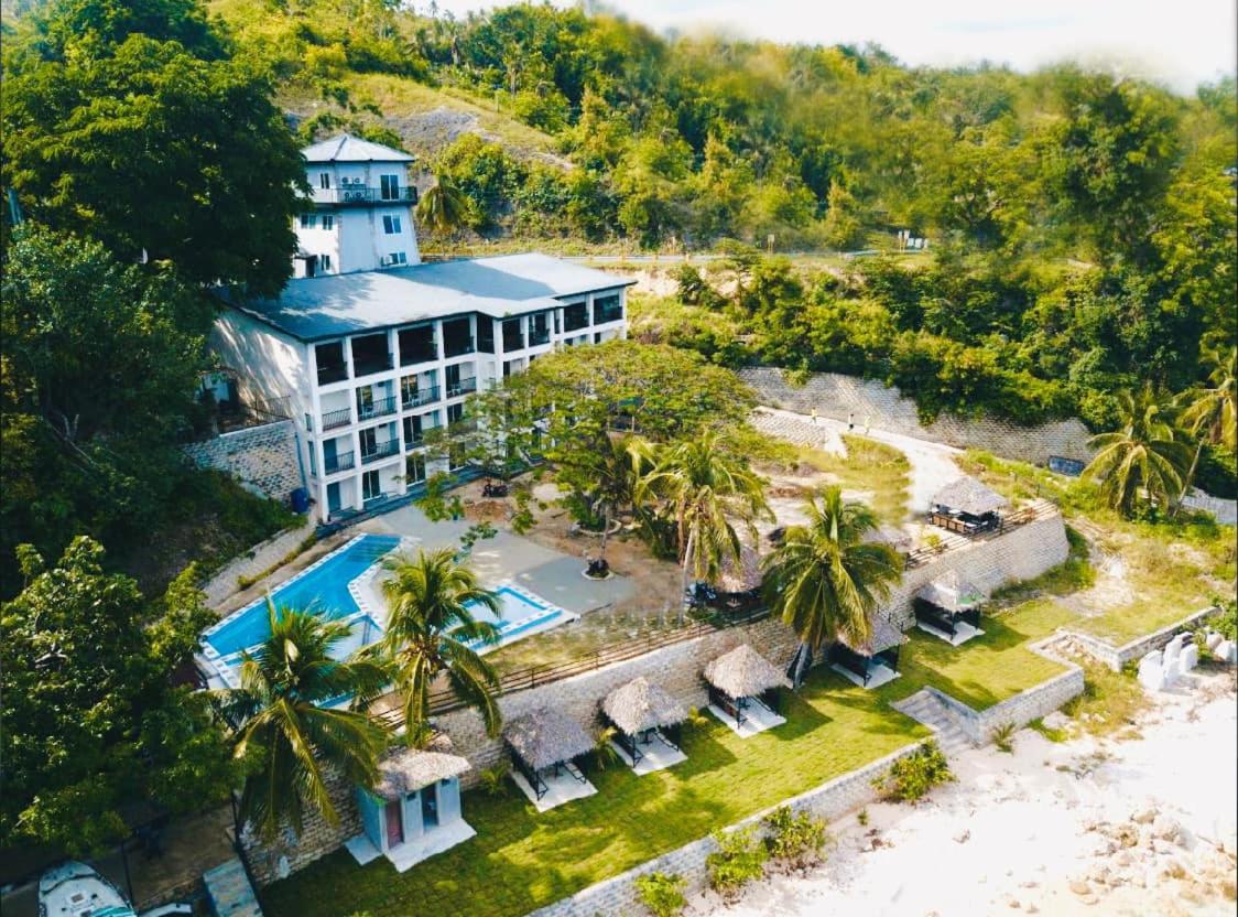 Leuchtturm Resort - Housity