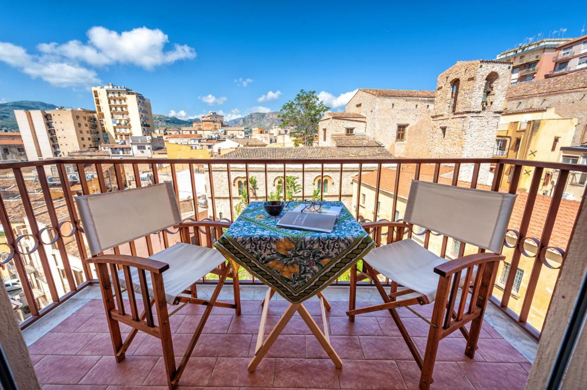 La Paperella Blu Apartment - Housity