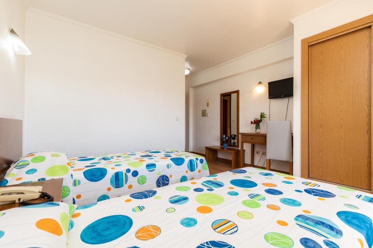 Hotel Azul Praia - Housity