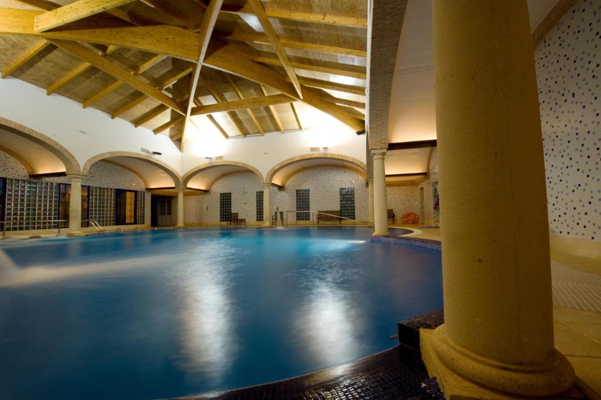 Piscina en o cerca de Balneario Cervantes