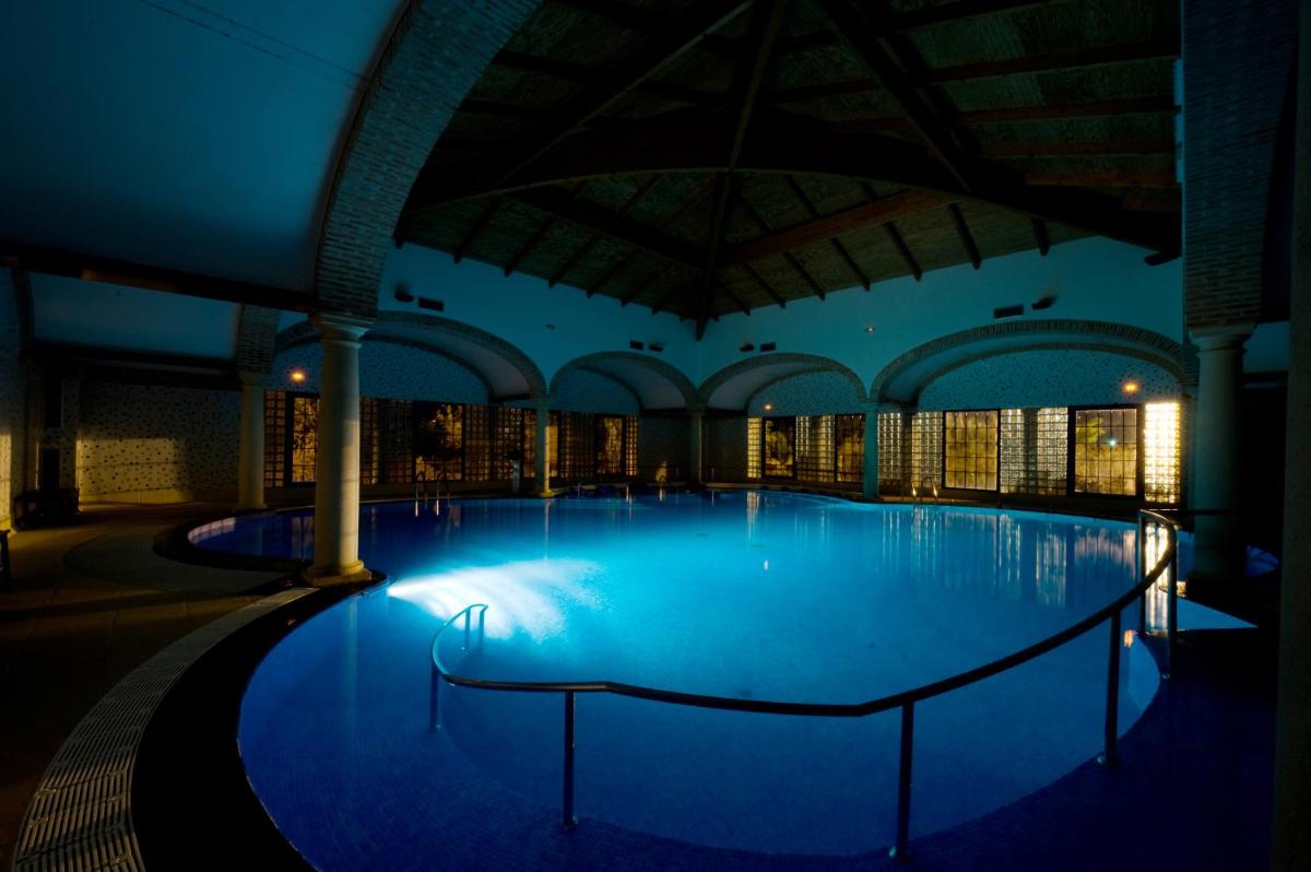 Piscina en o cerca de Balneario Cervantes