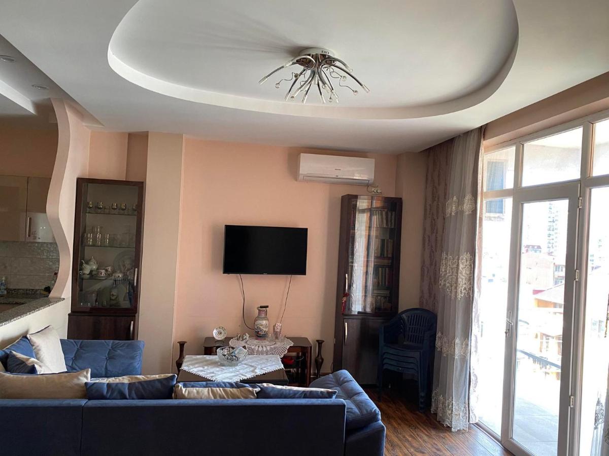 bacho - Housity