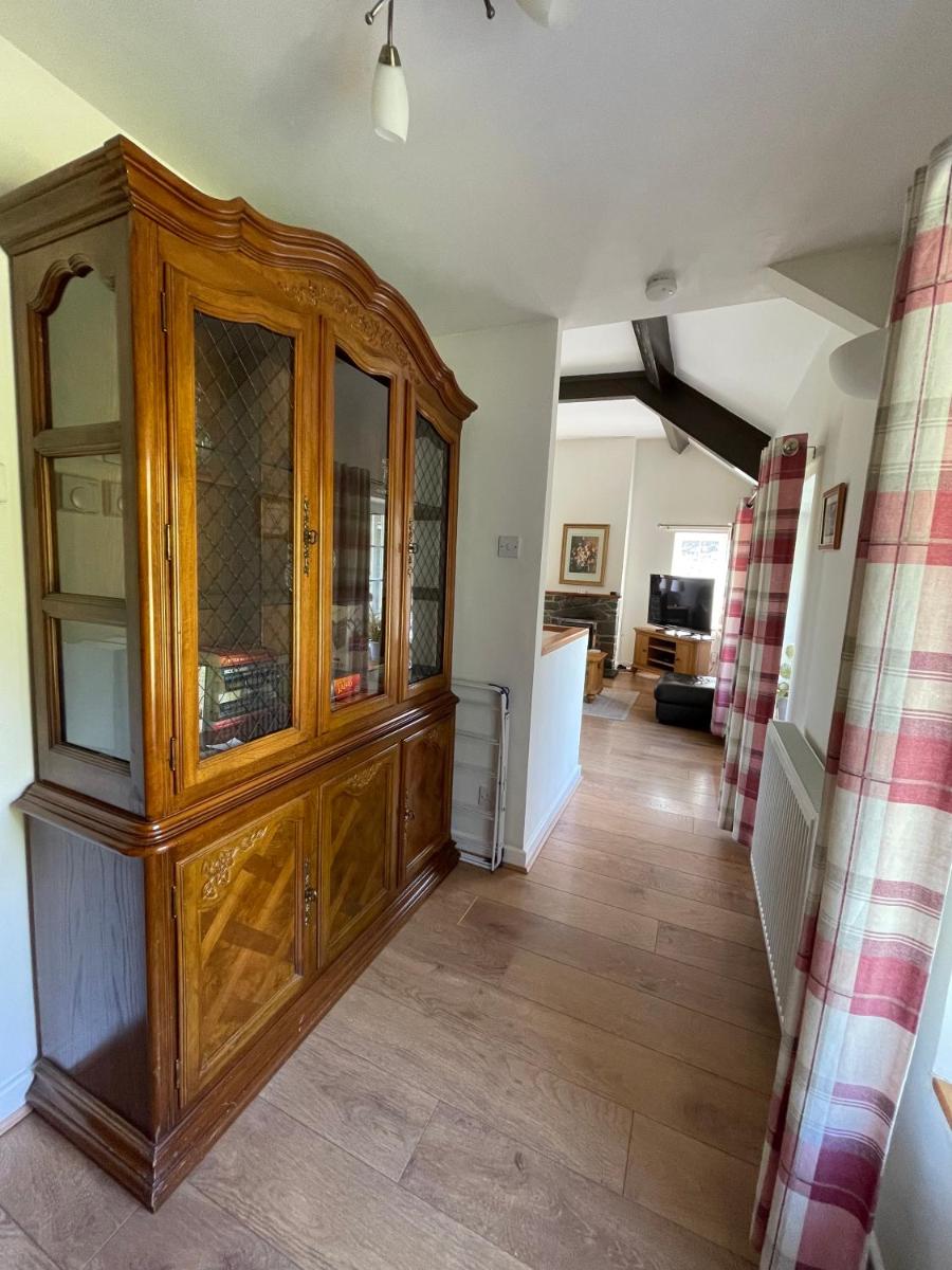 Cosy 2 Bedroom Cottage in Betws y Coed, Snowdonia - Housity