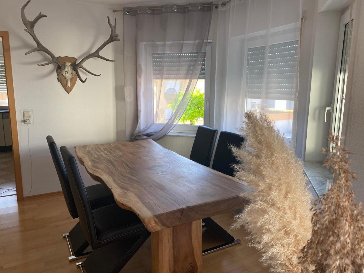 Langenwinkel 3 Zimmer Wohnung - Housity