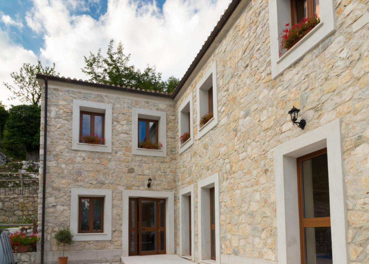 Le Tre Dimore - Masseria Geremia - Housity
