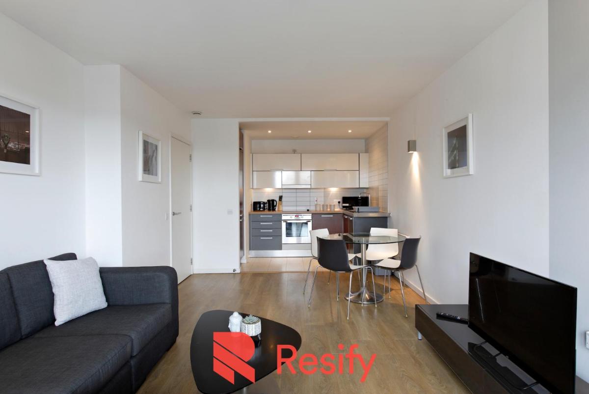 Skyline Manchester - by Resify - Housity