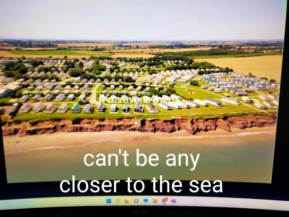 Lily Jo caravan Skipsea Sands at Parkdean Resort - Housity