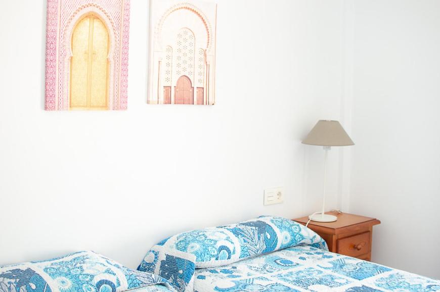 Superior family town centre villa close to beach in peaceful residential zone - Housity