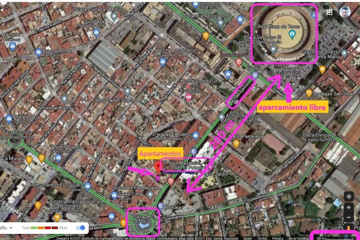 Plaza Noria Apartments with Balconies - Housity