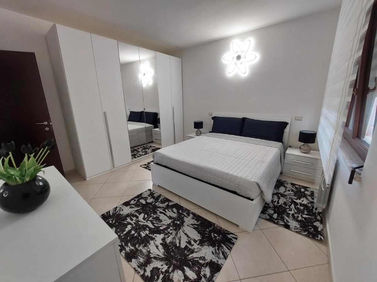Appartamento incantevole a pochi minuti dal mare. - Housity