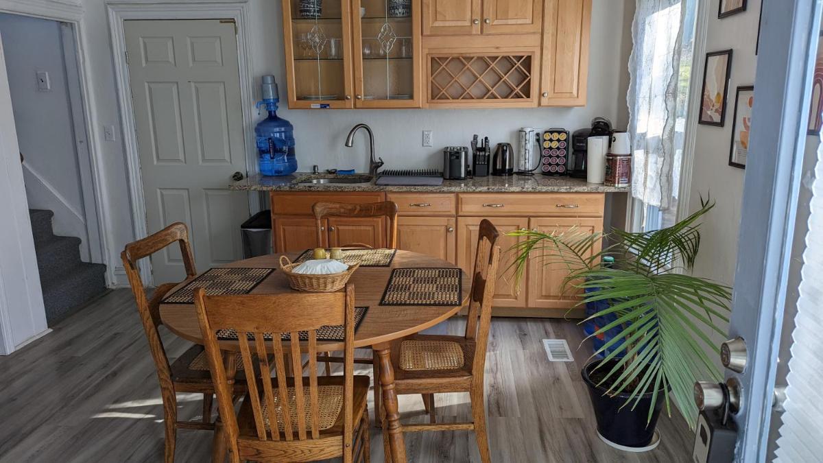 Beautiful and Cozy Home in Binghamton - Housity
