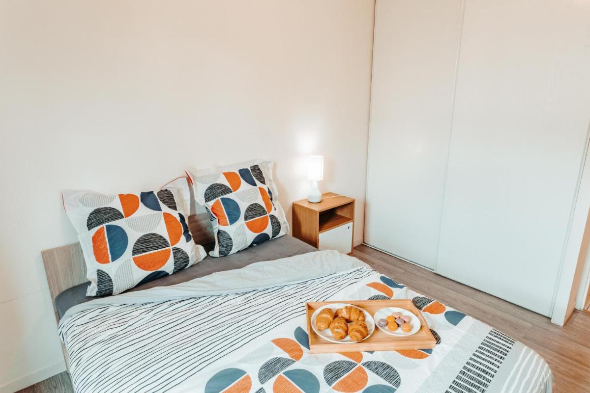 Apparthotel - Paradis Médiéval - Housity