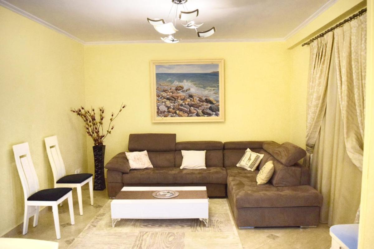 Compas Apartments Durres - Housity