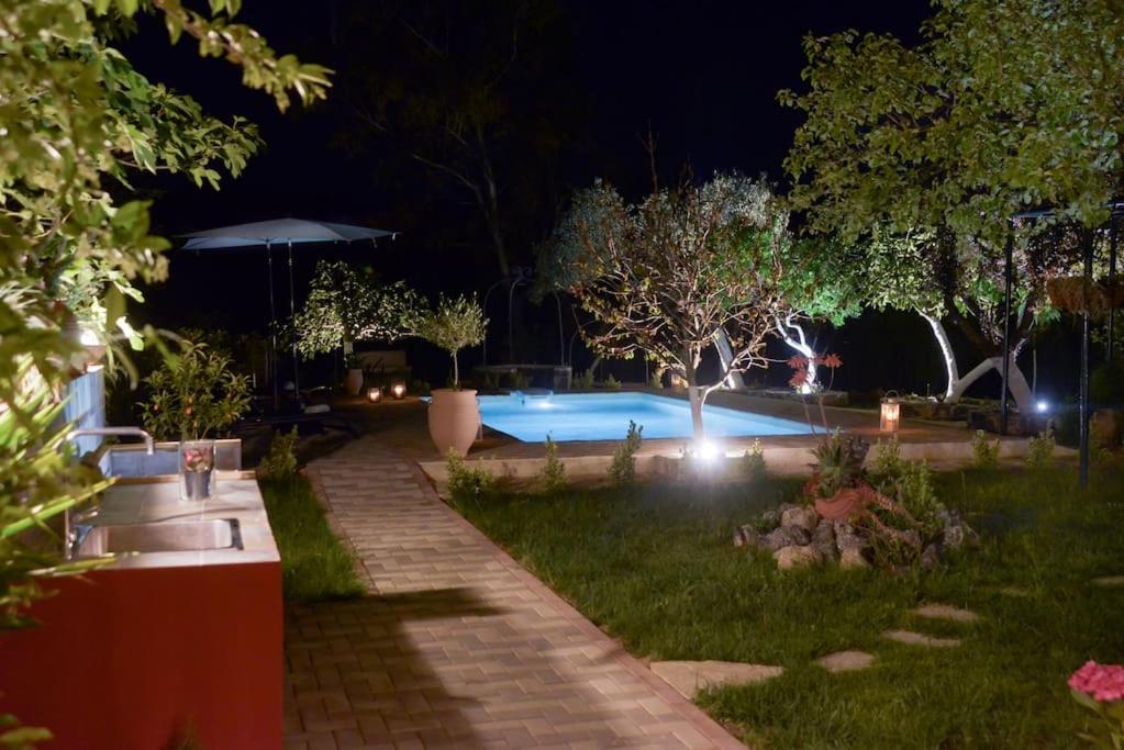 The Red House in Dassia - Housity