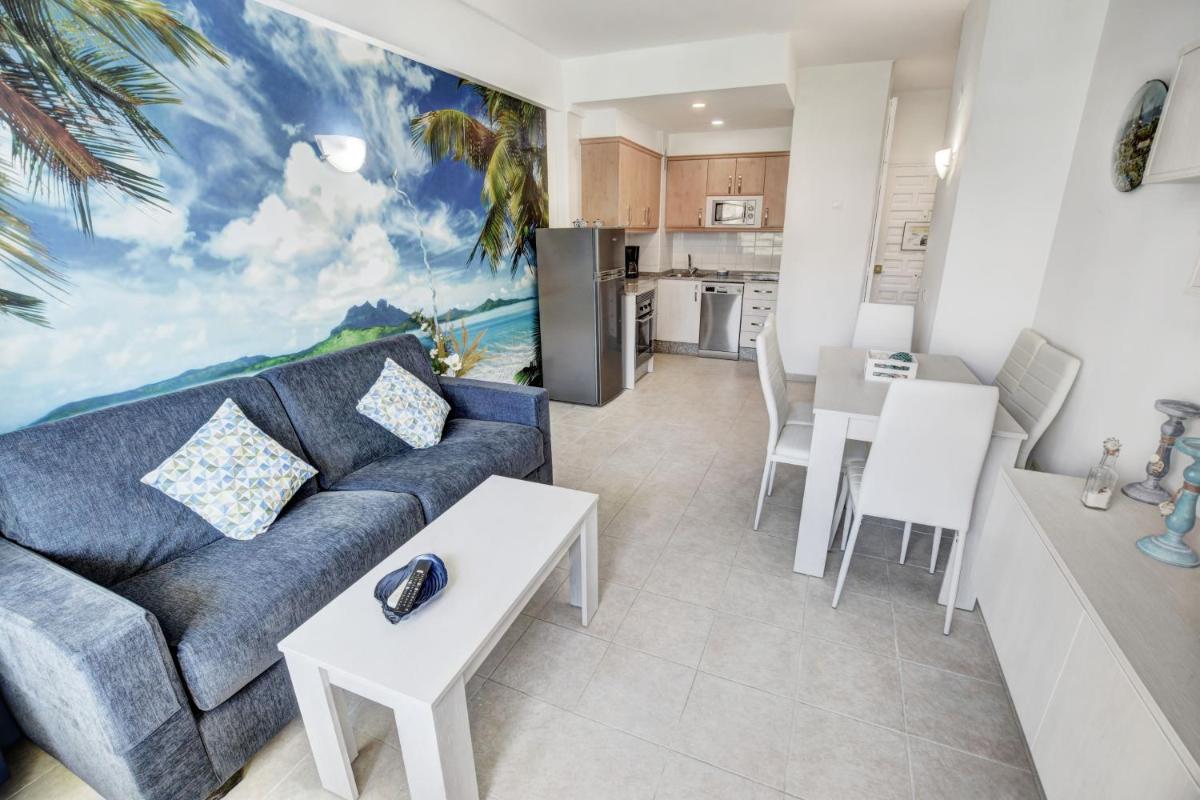 Palm apartment - C&G Benal Beach - Housity