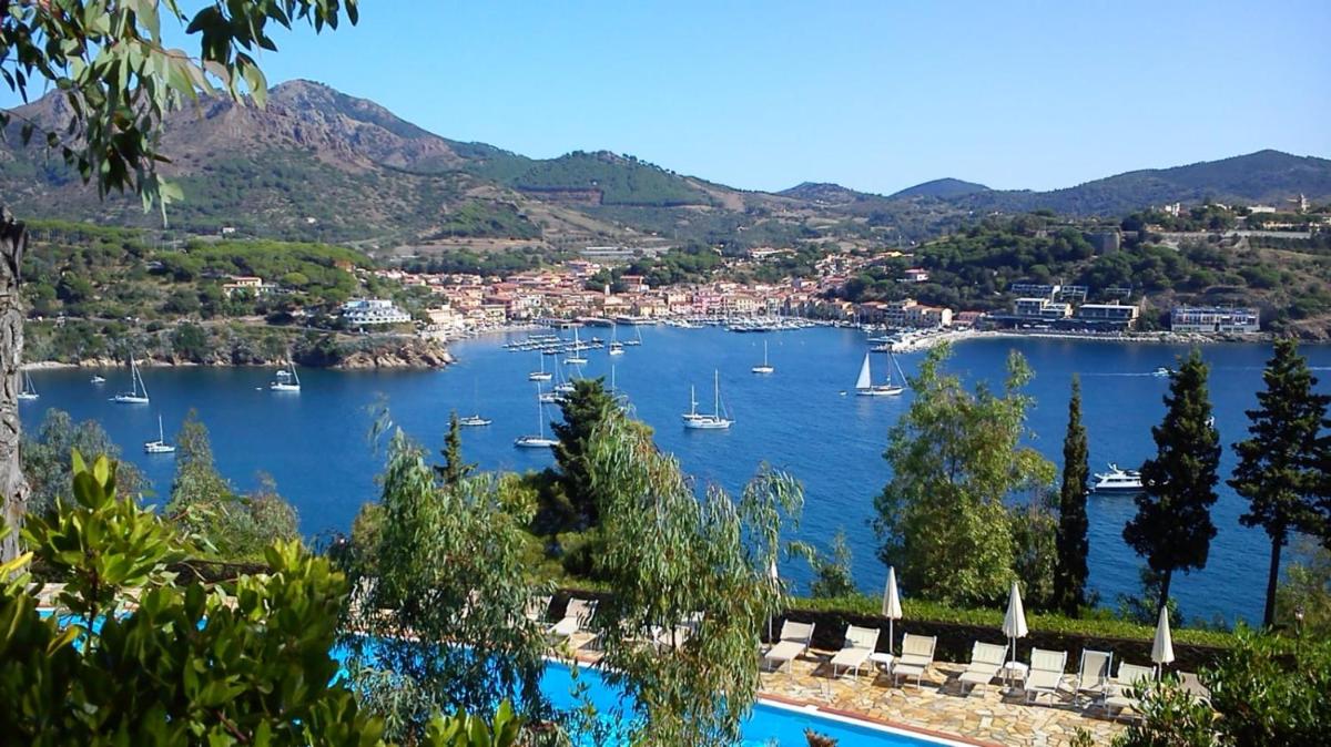 Bilocale con piscine a Capoliveri (LI) - Housity