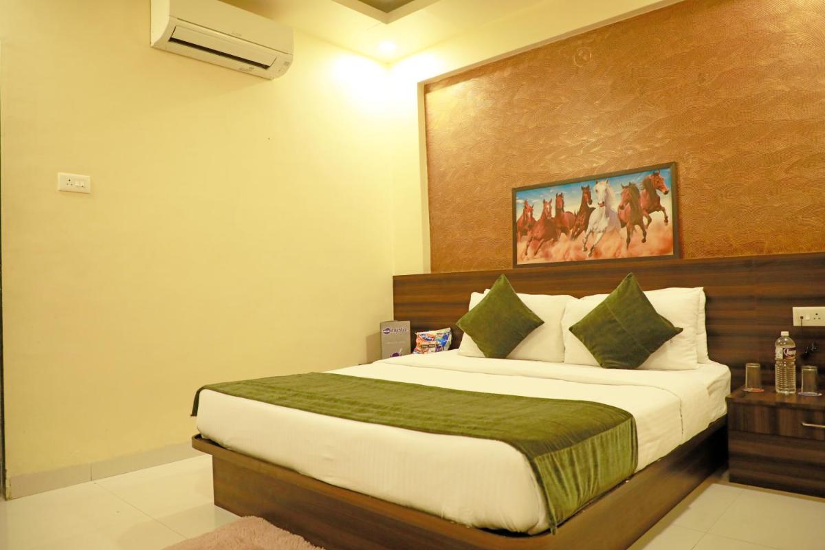 Hotel Blue Mystic - Housity