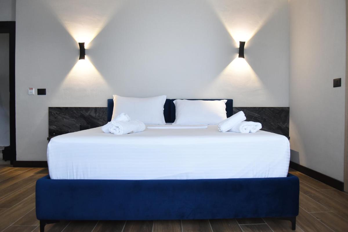 Gogo's Boutique Hotel - Housity