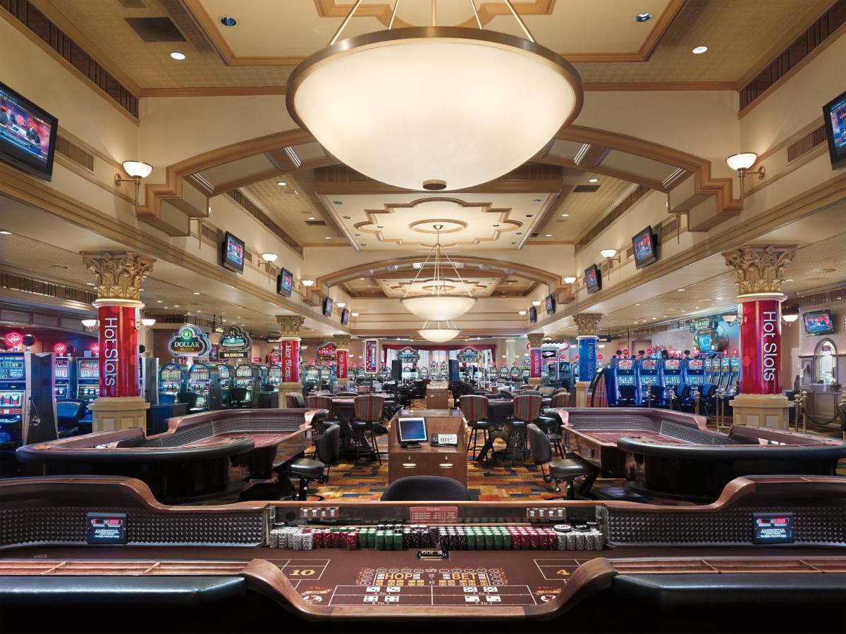 Ameristar Casino Hotel Council Bluffs - Housity
