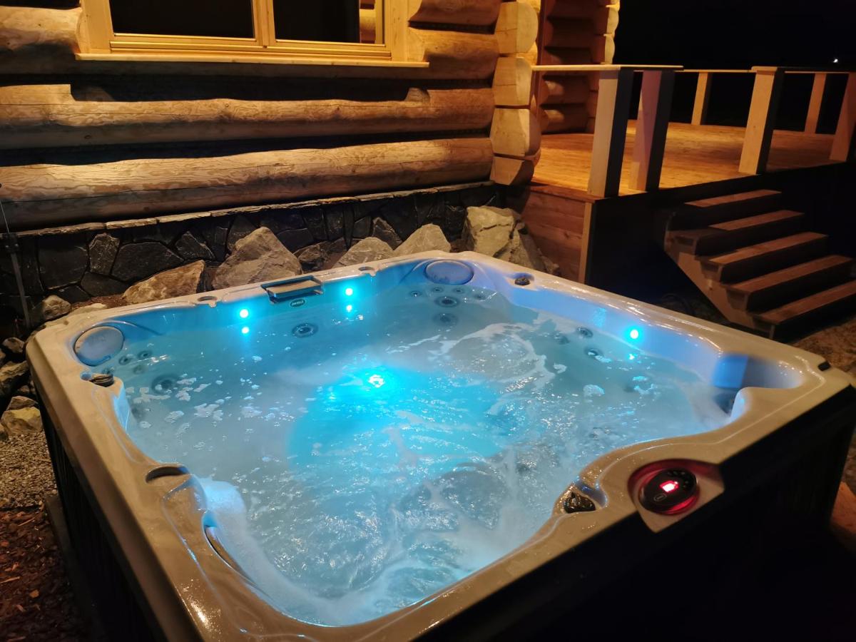Domki z Jabłonki z Jacuzzi - Housity