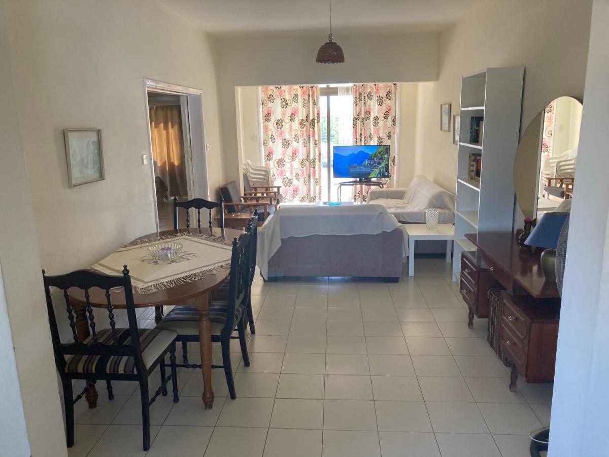 Suitetrails - Ekali House Apartments