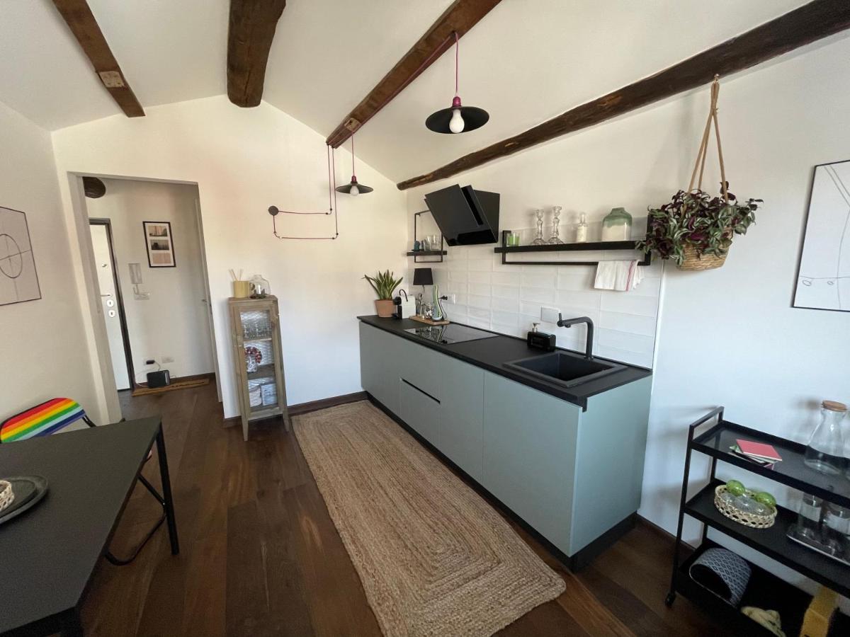 Suitetrails - SUITE Garibaldi - centro storico quadrilatero