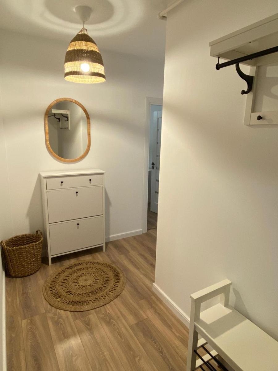 Deluxe Eroilor - Housity