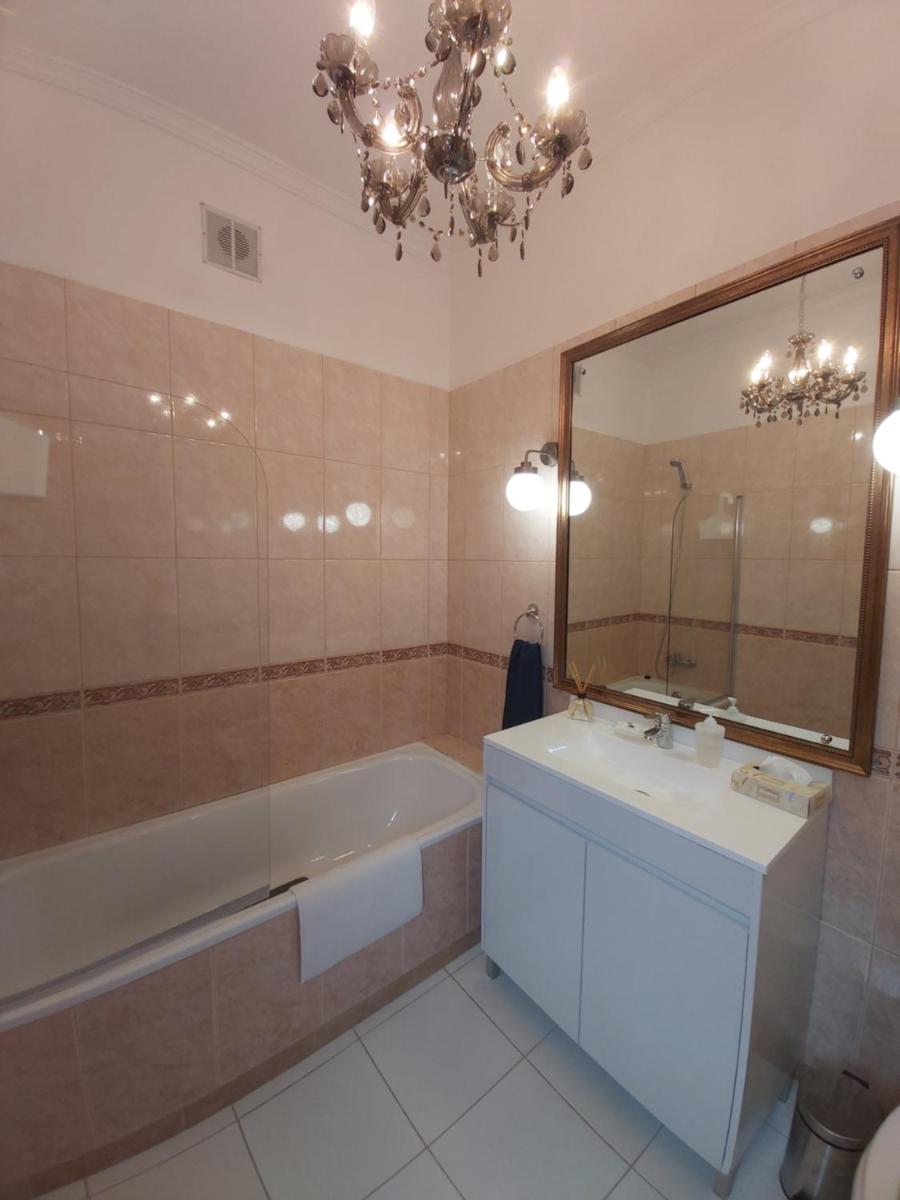 Banda Do Sol Self Catering Cottages - Housity