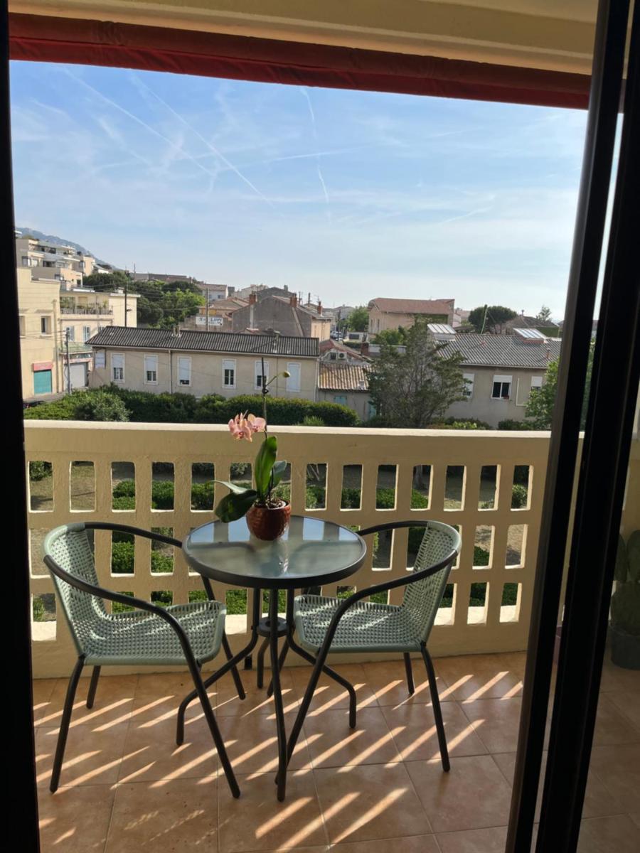 Sun escape, appart rénové climatisé 3 pièces 4-6 pers, 350m de la plage - Housity