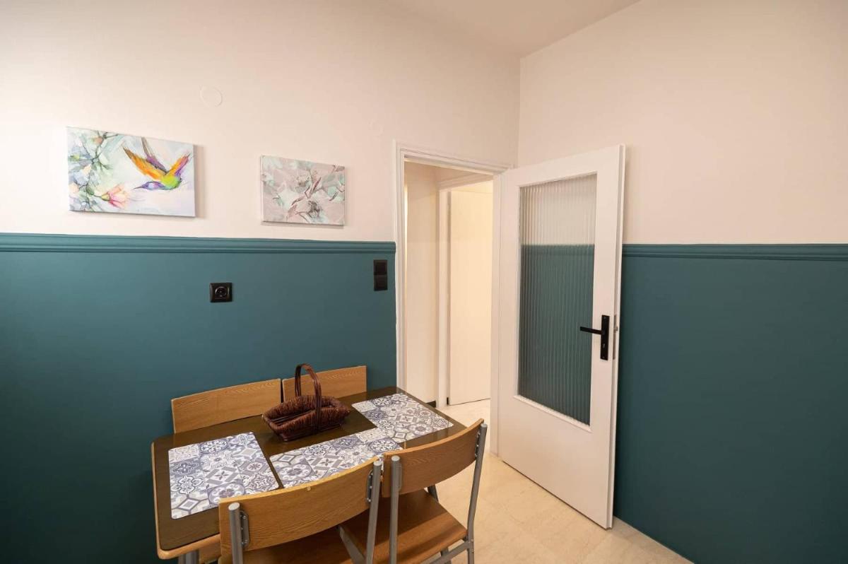 KALAMATA CENTRAL APARTMENT - Housity