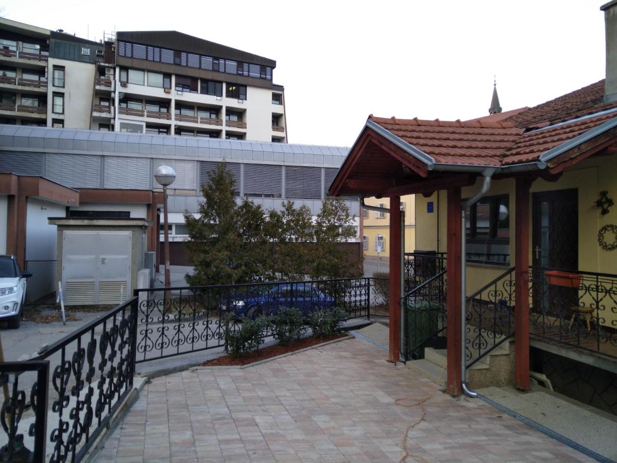 Apartman Gašparić Ivanka - prvi do bolnice - Housity